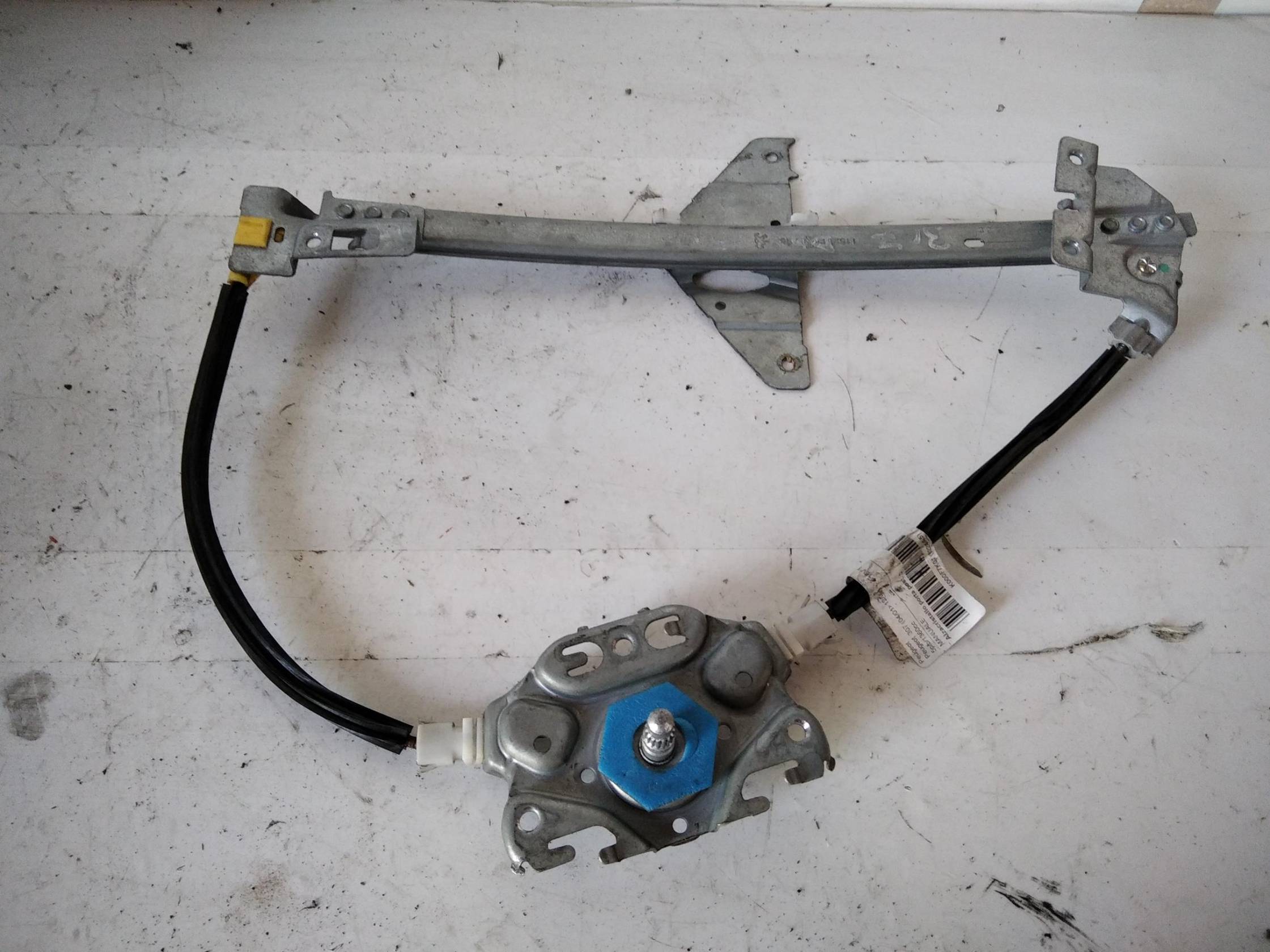 Alzacristallo porta post. dx.